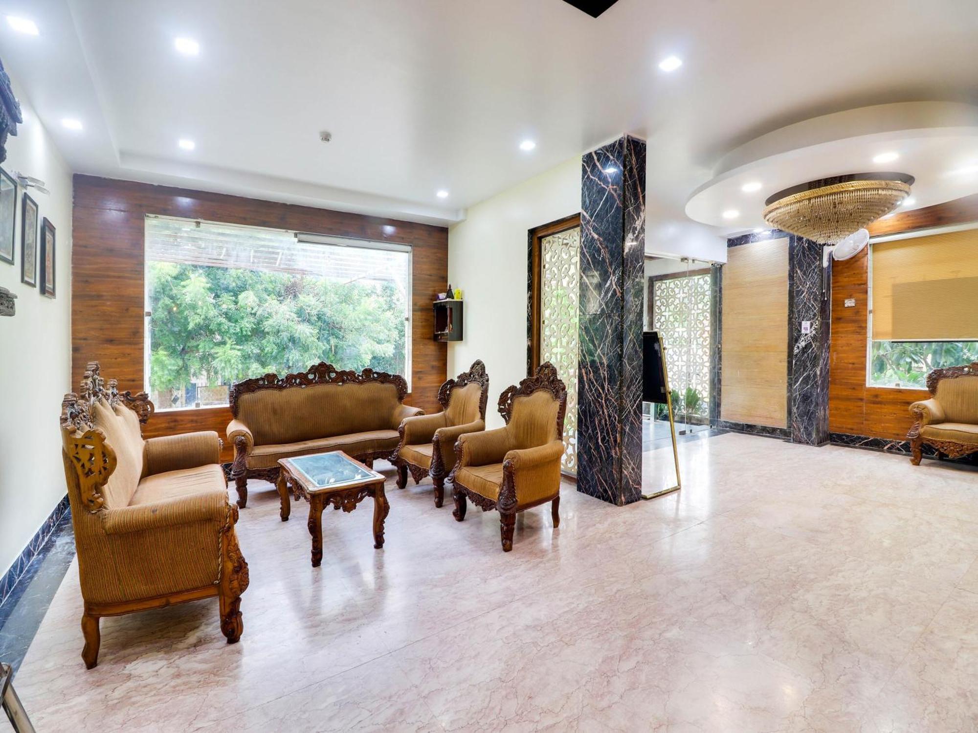 Oyo Flagship Hotel Rudra Palace Agra  Exterior photo
